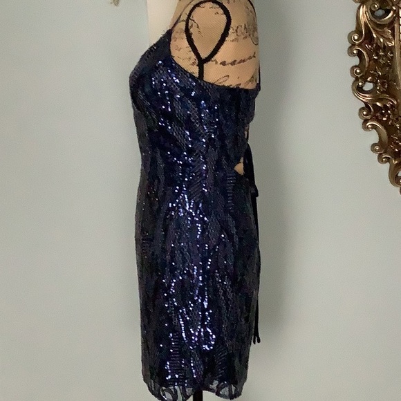 SPLASH Navy Blue Sequins Prom Formal Dress Size 8 - Picture 3 of 11
